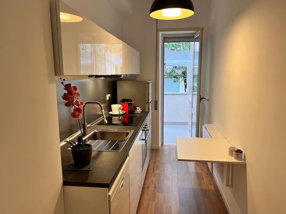 Apartamento La Casa Di Lillidu - Napoli Most Exclusive Area Exterior foto